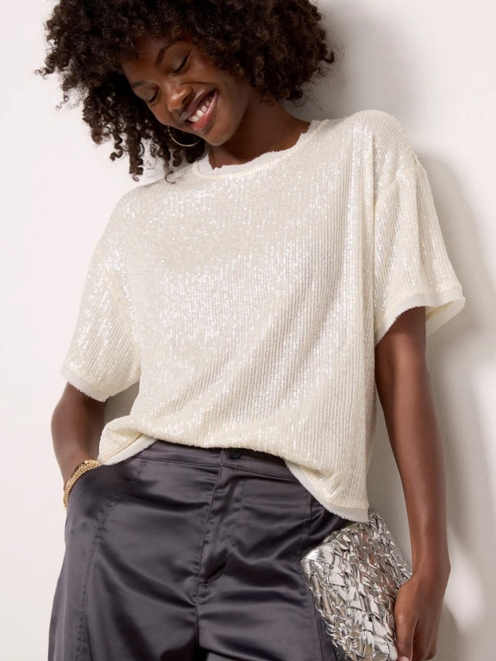Evereve Cora Sequin Tee in Ivory Cream Size Large